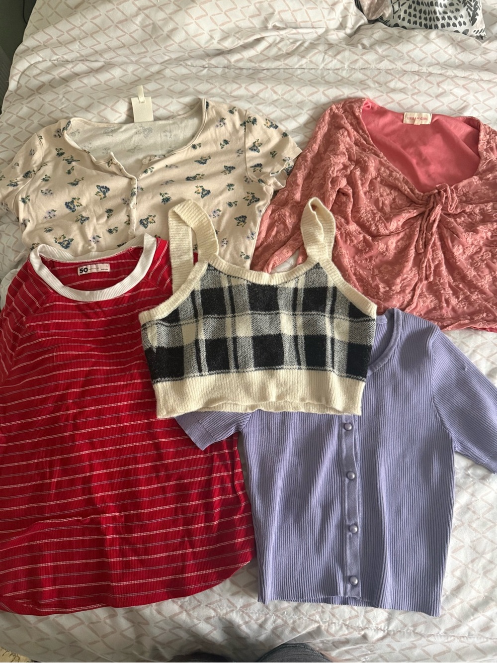 Women's Bundle of 5 Tops Lot - Red, Pink, Cream, Black, Lavender, Floral